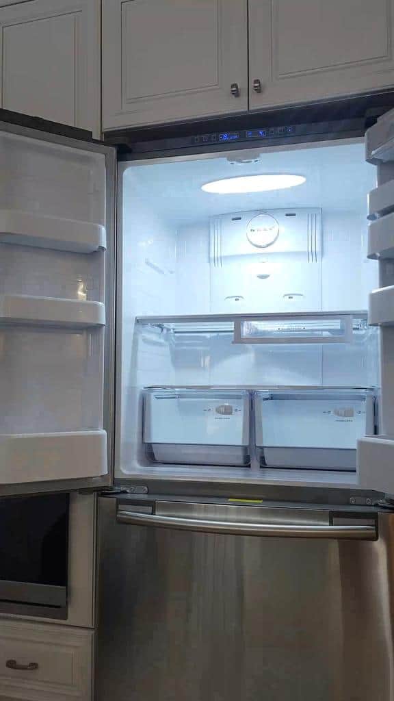 EZFIX Appliance Repair North York Samsung fridge cleaning evaporator coils