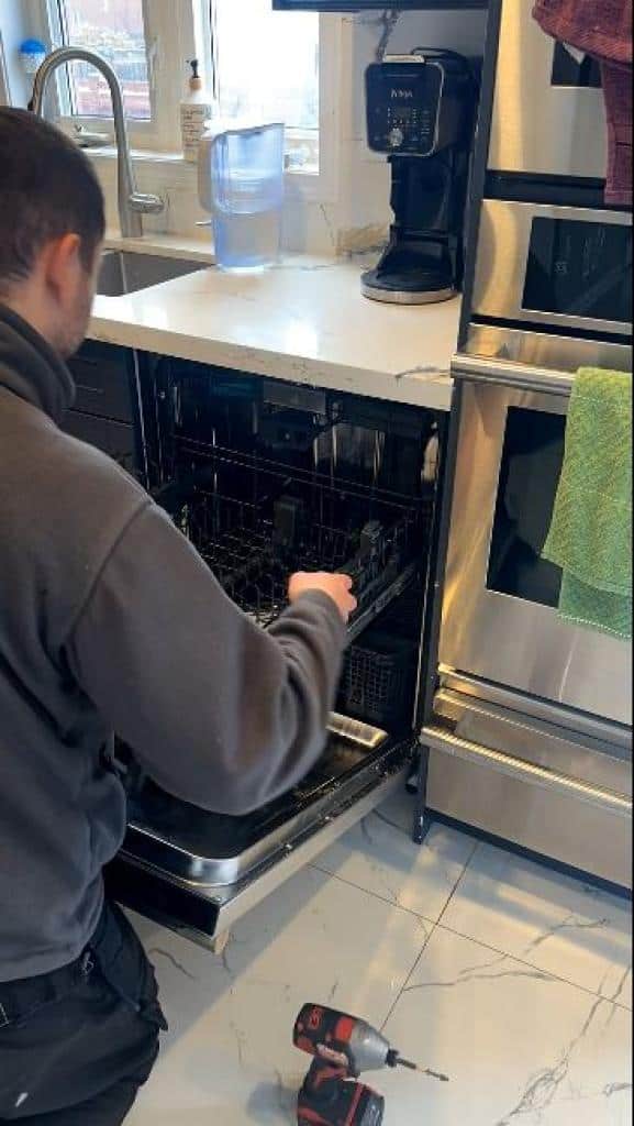 Professional Solution for Dishwashers That Won't Turn On | EZFIX Appliance Repair