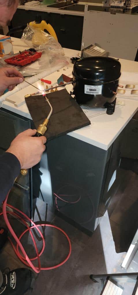Viking refrigerator cooling-system repair - image 11